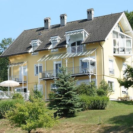 Buchenheim Apartments Райфниц Экстерьер фото